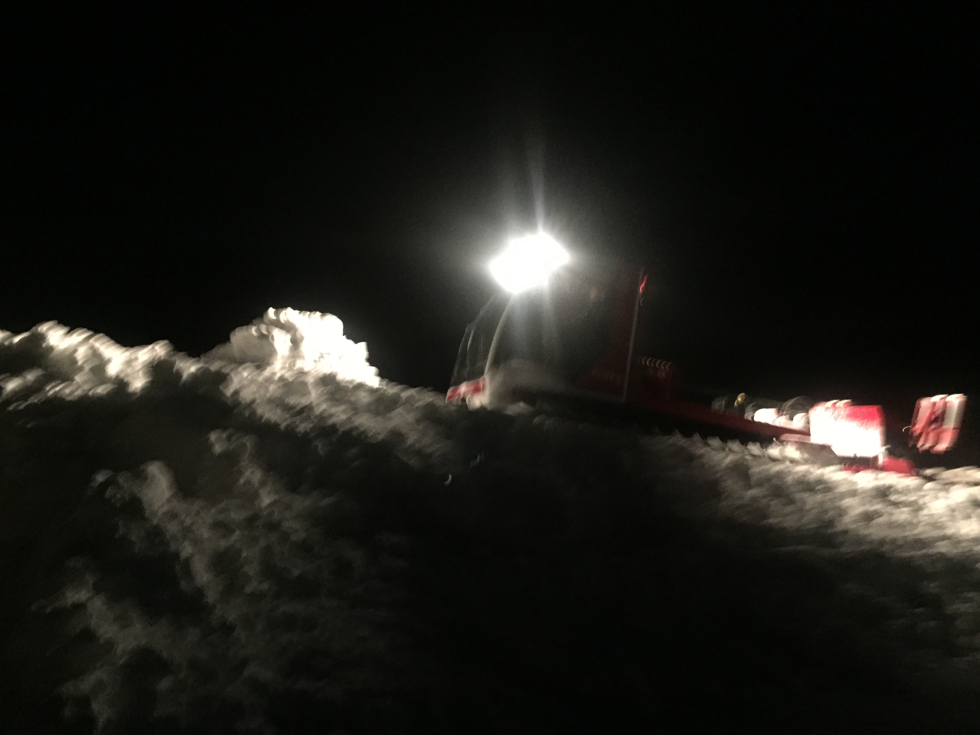 Déplacement de la neige la nuit à Bayard 