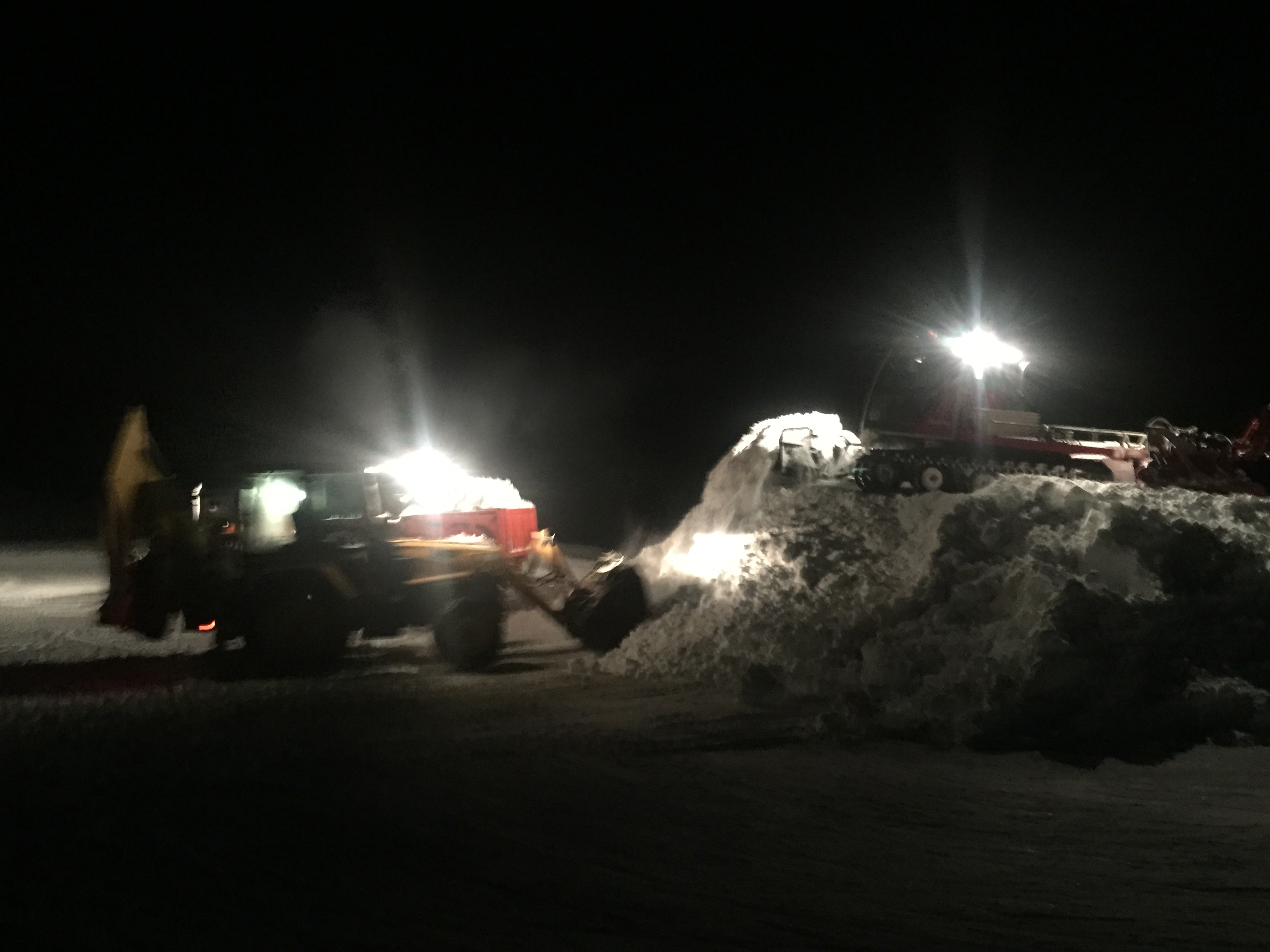 Déplacement de la neige la nuit à Bayard 