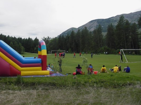 Photo du tournoi de foot au stade de Gap Bayard