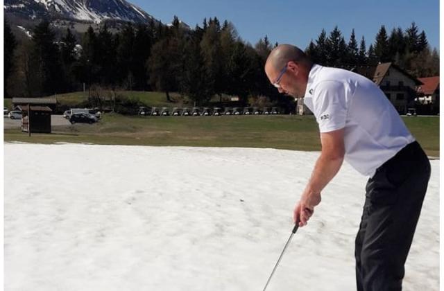 Jean DOYER Golf sur neige à Bayard